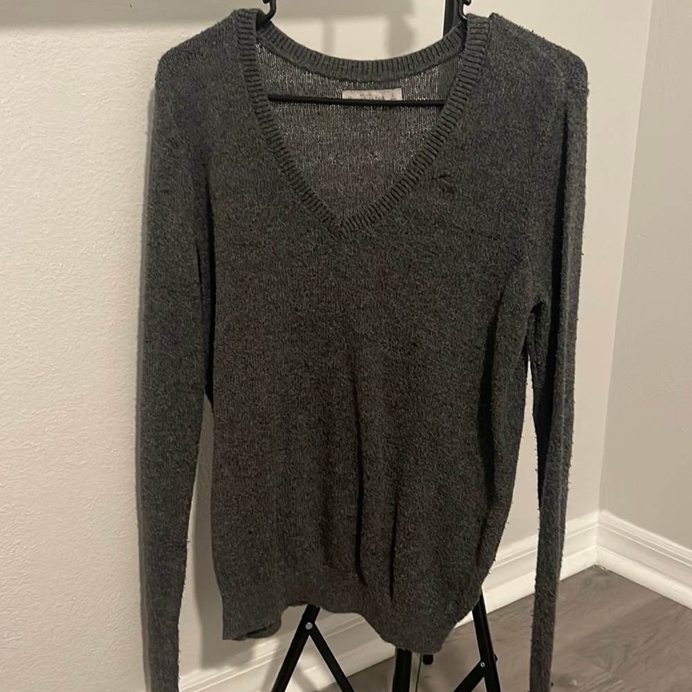 Large gray Abercrombie sweater